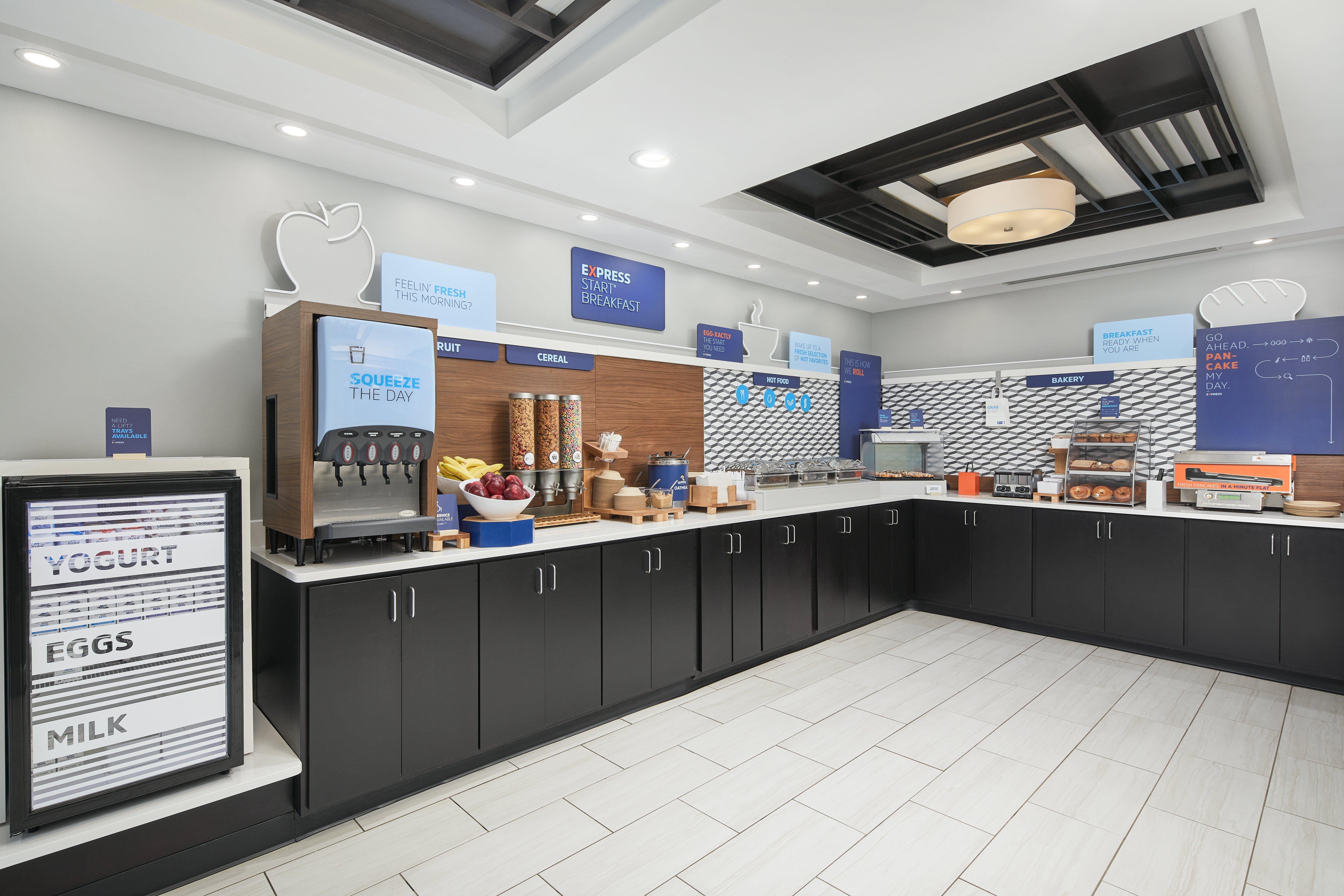 Holiday Inn Express & Suites I-26 & Us 29 At Westgate Mall By Ihg Spartanburg Dış mekan fotoğraf