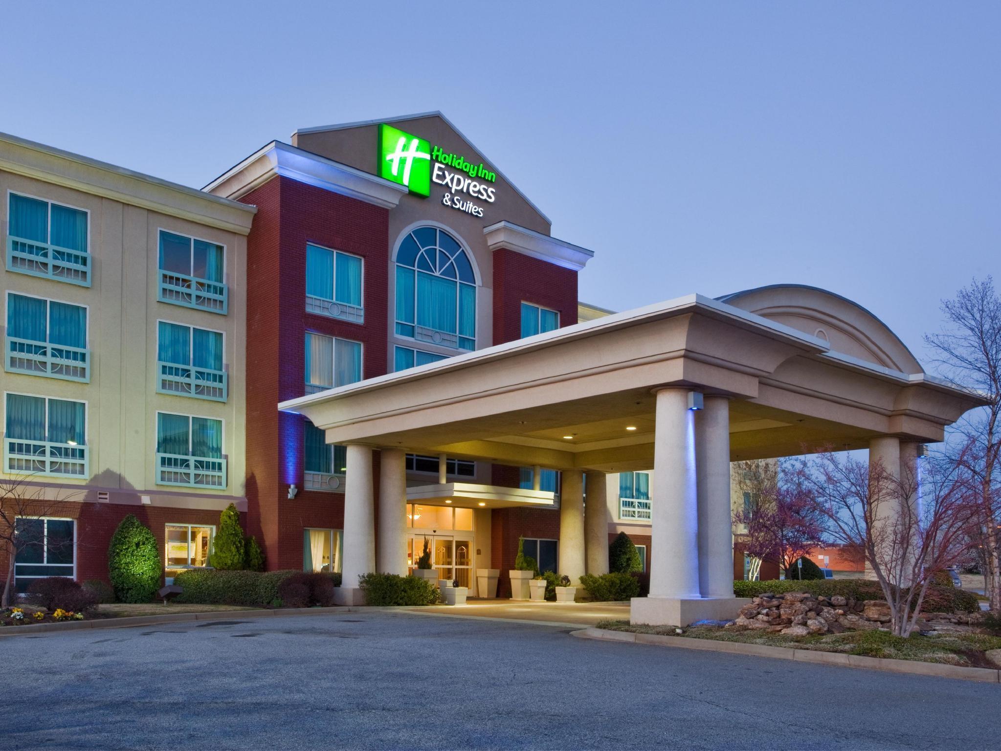 Holiday Inn Express & Suites I-26 & Us 29 At Westgate Mall By Ihg Spartanburg Dış mekan fotoğraf