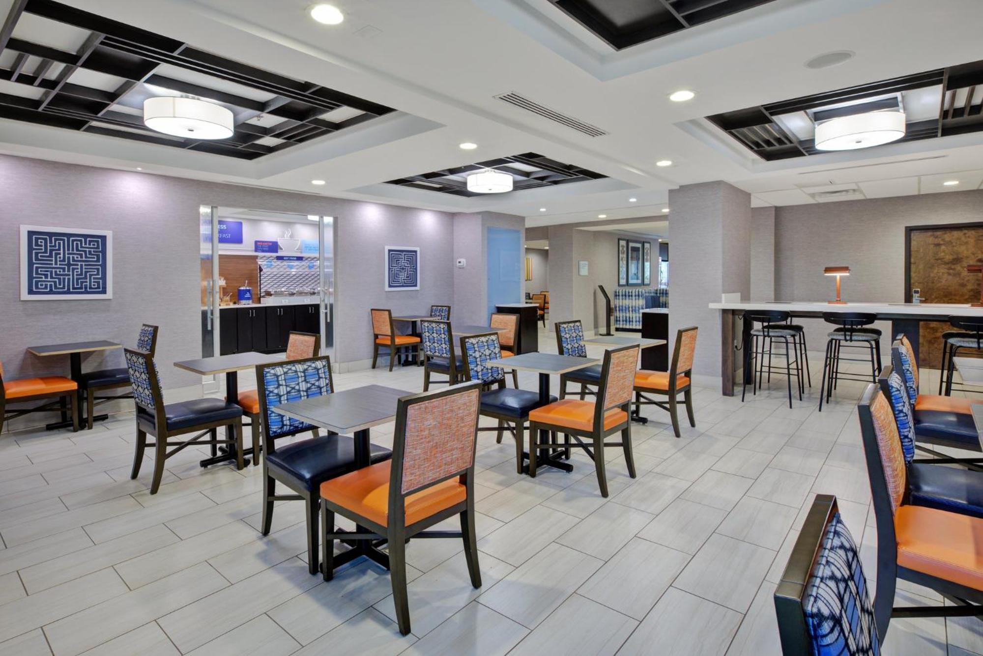 Holiday Inn Express & Suites I-26 & Us 29 At Westgate Mall By Ihg Spartanburg Dış mekan fotoğraf